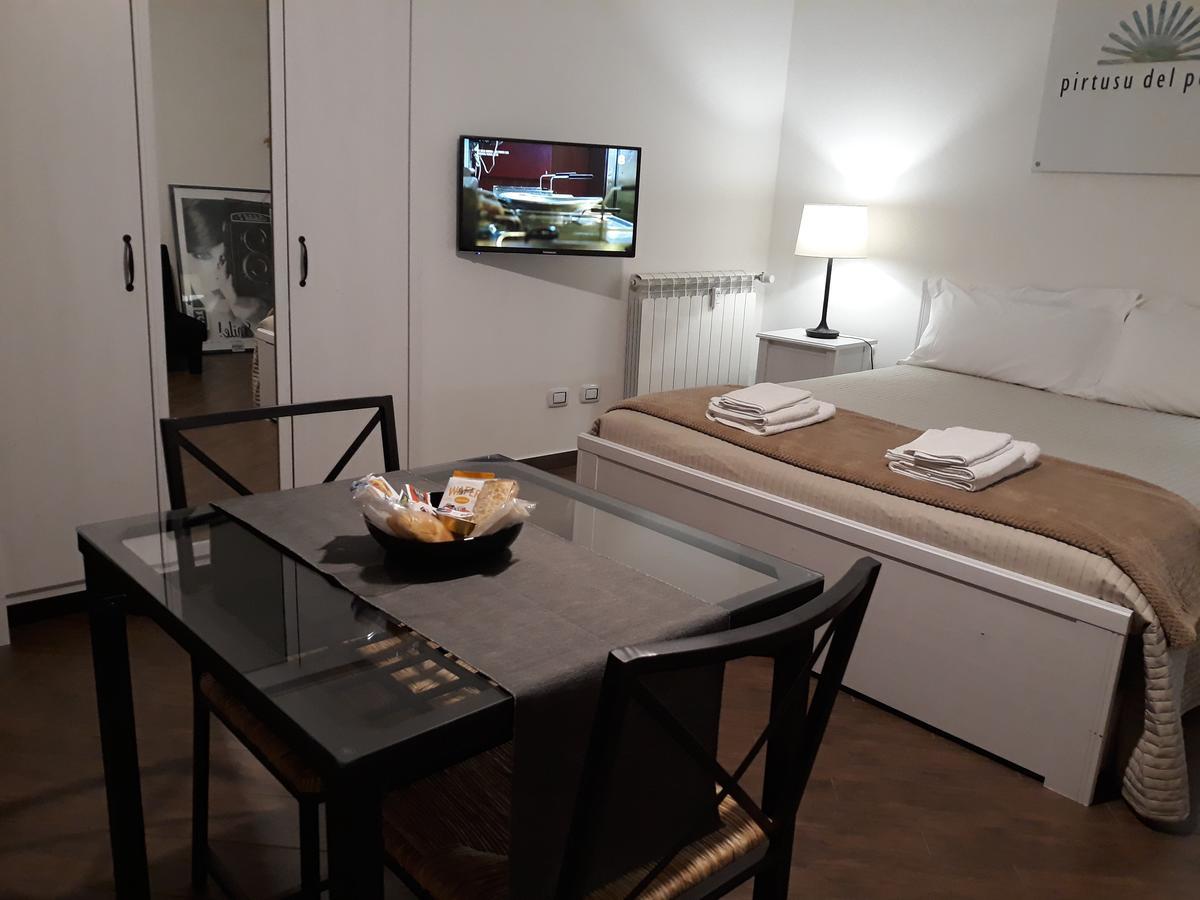 Pirtuso Del Porto Apartment ปาแลร์โม ภายนอก รูปภาพ