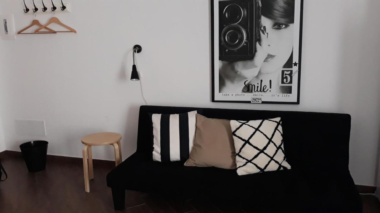 Pirtuso Del Porto Apartment ปาแลร์โม ภายนอก รูปภาพ